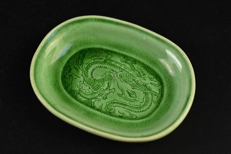 蔵A5121f】珉平焼 淡路焼 緑交趾 龍図 小判型皿 三客 民平 - メルカリ