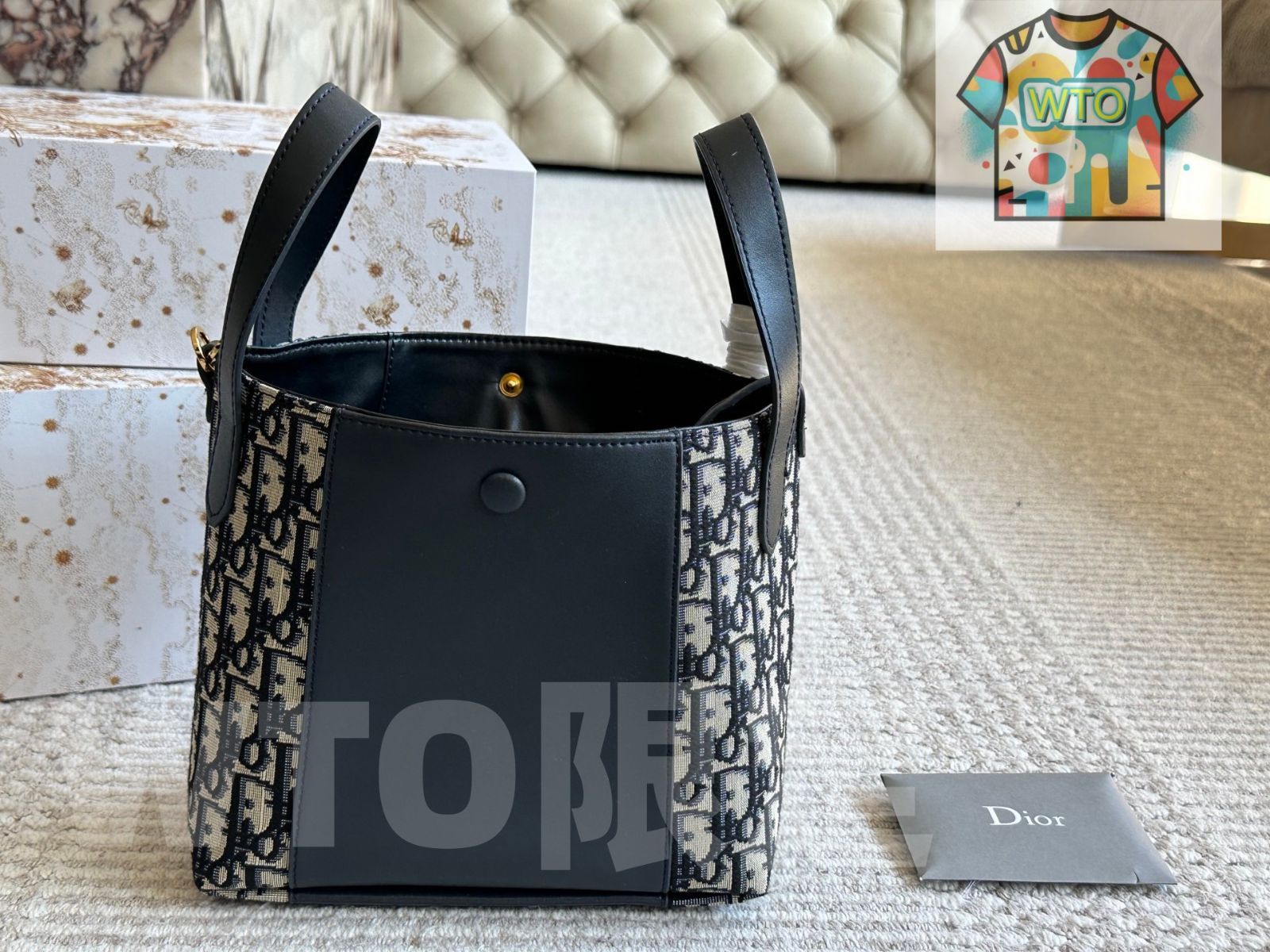 今日特価】Christian Dior Signaturea Bucket Bag ～クリスチャン