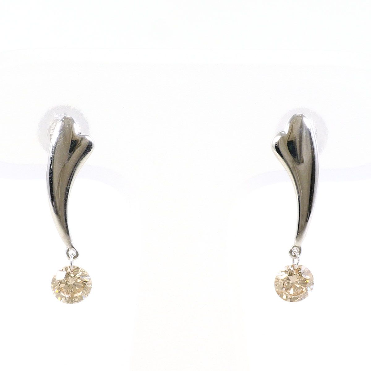 K18WG ピアス ダイヤモンド 0.20ct SI2 鑑定書 総重量約0.9g - メルカリ