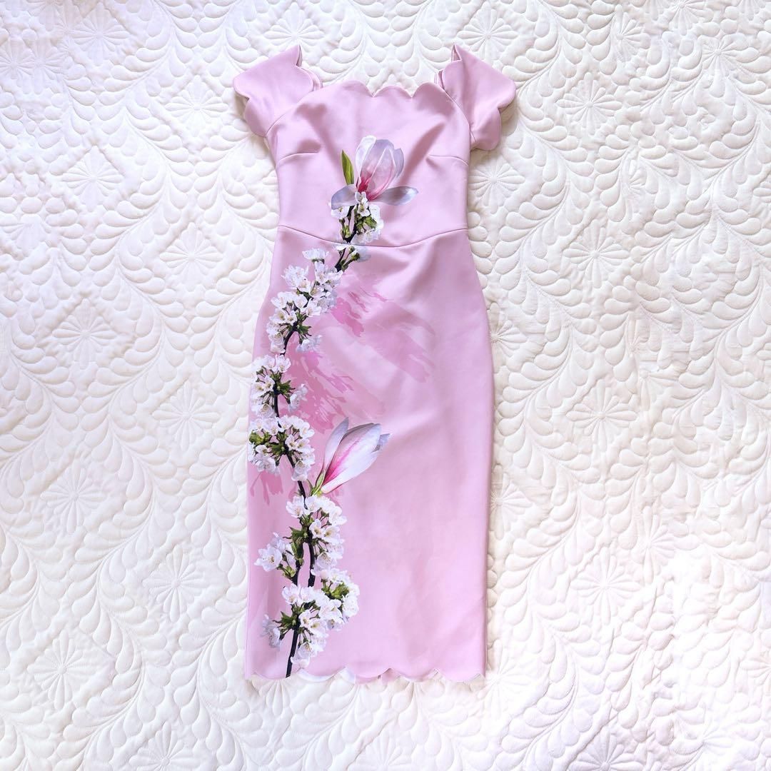 Ted Baker フラワープリントタイトドレス ロング丈 さくらピンク 1