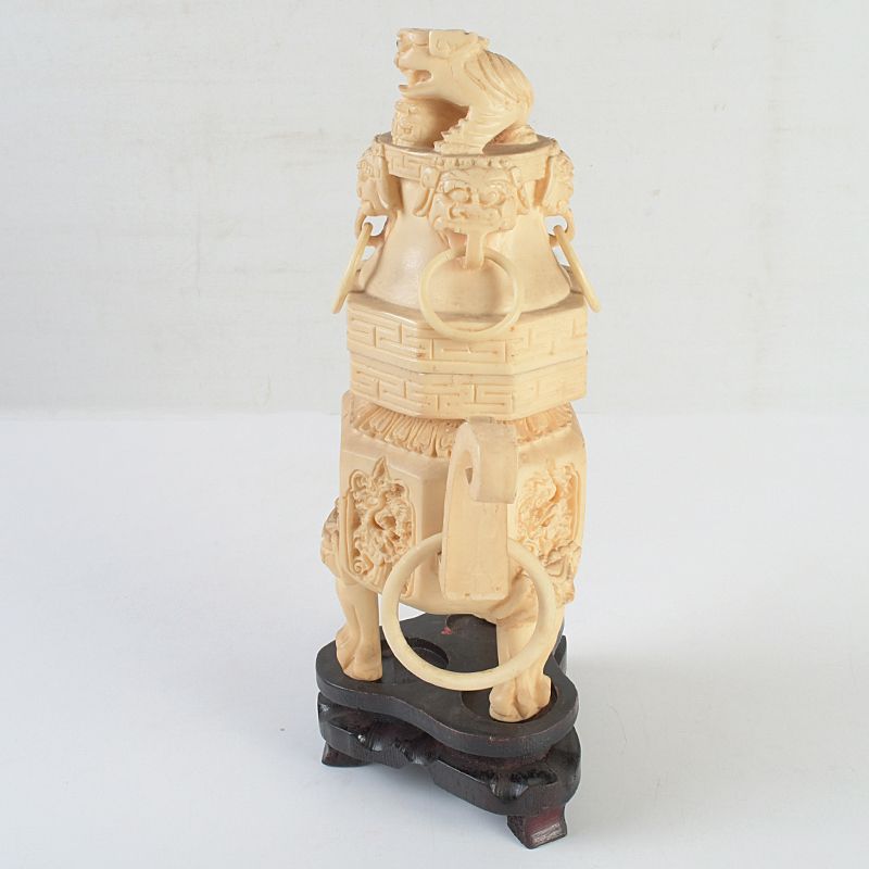 中国 練物彫刻 雙耳活環 獅子鈕蓋爐 香炉 唐木台付 N S365 - メルカリ