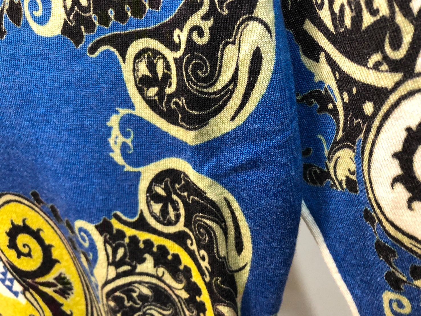 ◇ETRO エトロ Vネック ニット サイズ：44 ペイズリー柄 シルク