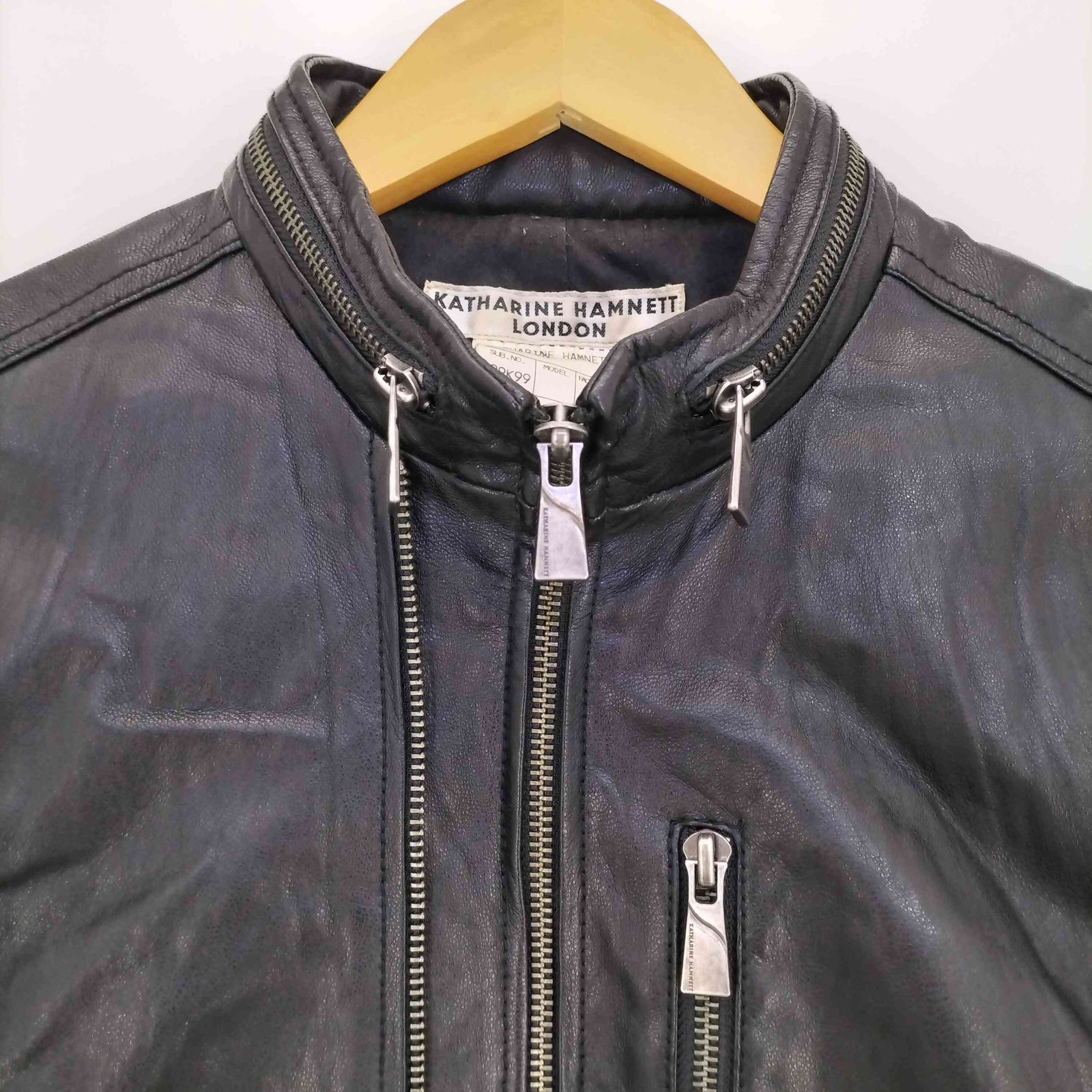 キャサリンハムネットロンドン KATHARINE HAMNETT LONDON 変形ジップ