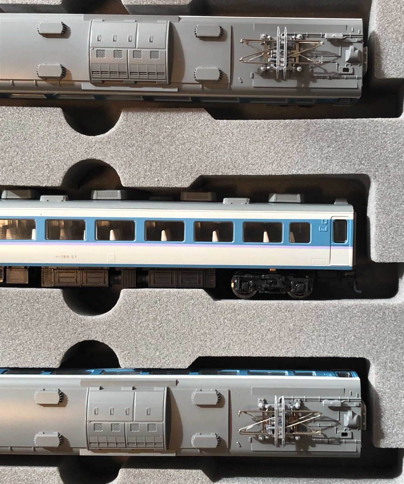 リピーター専用✨鉄道✨SPハイクオリティジオラマ✨特別オーダー製作✨台座セット❗ 189系（あずさニューカラー）4両増結セット KATO カトー 10-427 電車