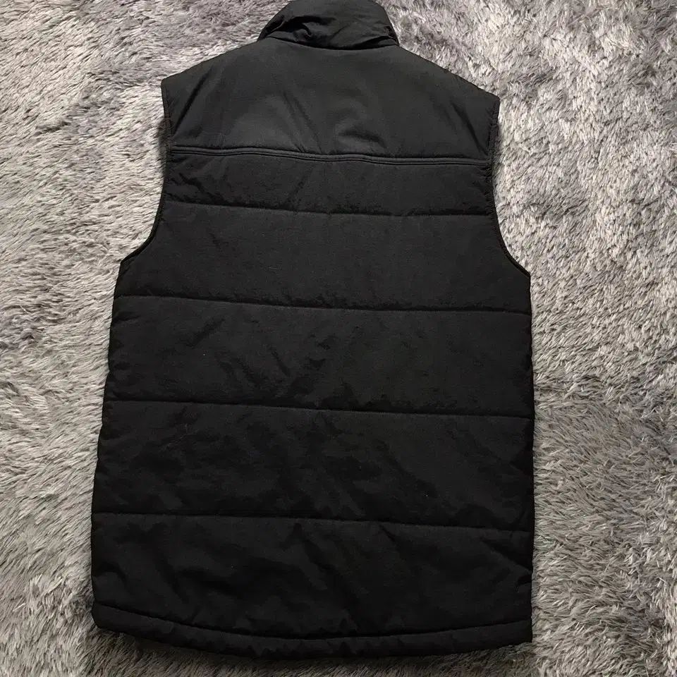 M A級 # アディダス(ADIDAS) オリジナル ダウン ベスト - メルカリ