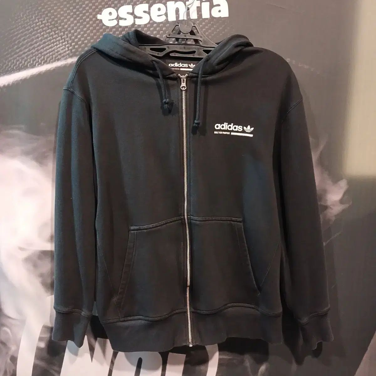 アディダス ブラック トレーナー 起毛 フード ジップアップ