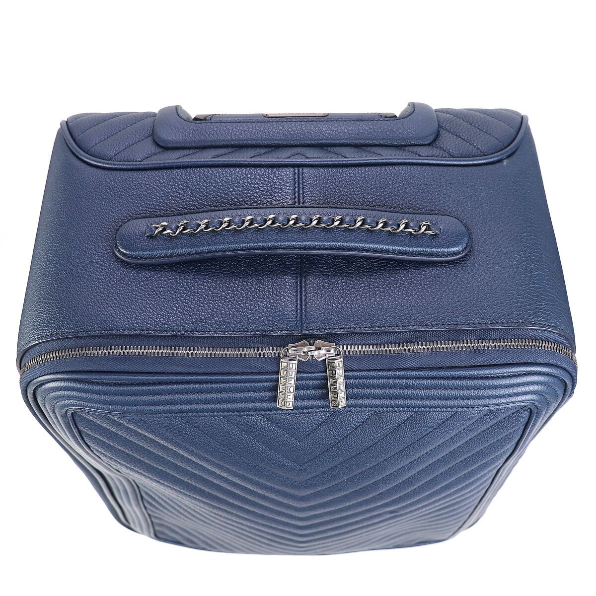 CHANEL/シャネル シルバー キルティング キャリーケース CHANEL/シャネル シルバー キルティング キャリーケース | Beli pada