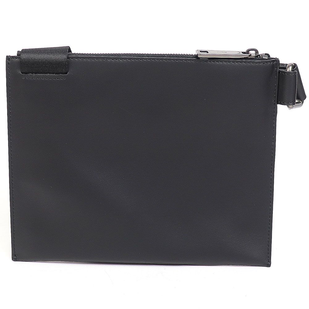 フェンディ FFレザー メッセンジャーバッグ ブラック FFモチーフ