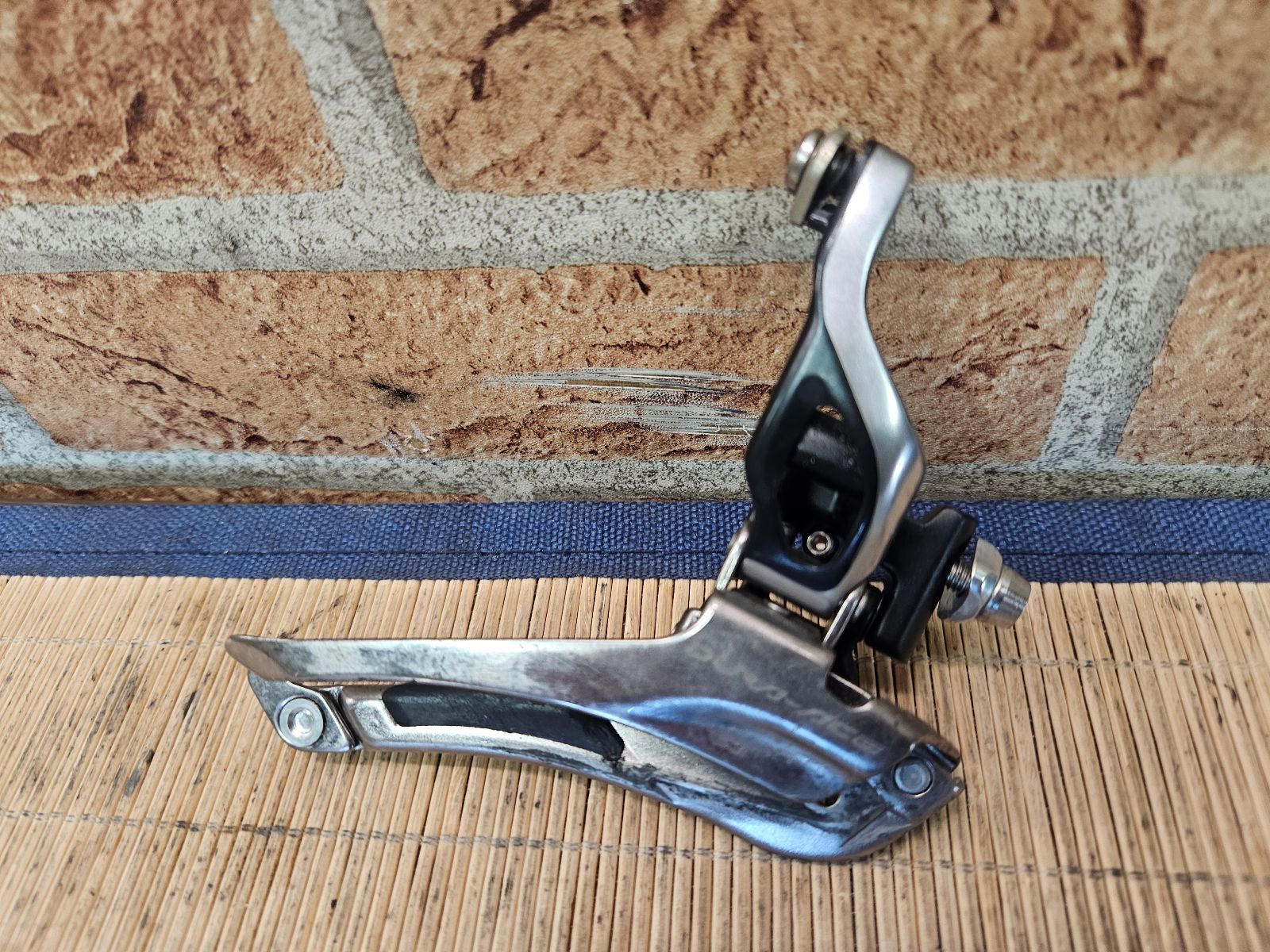 □ SHIMANO FD-9000 DURA-ACE シマノ フロントディレイラー ロード