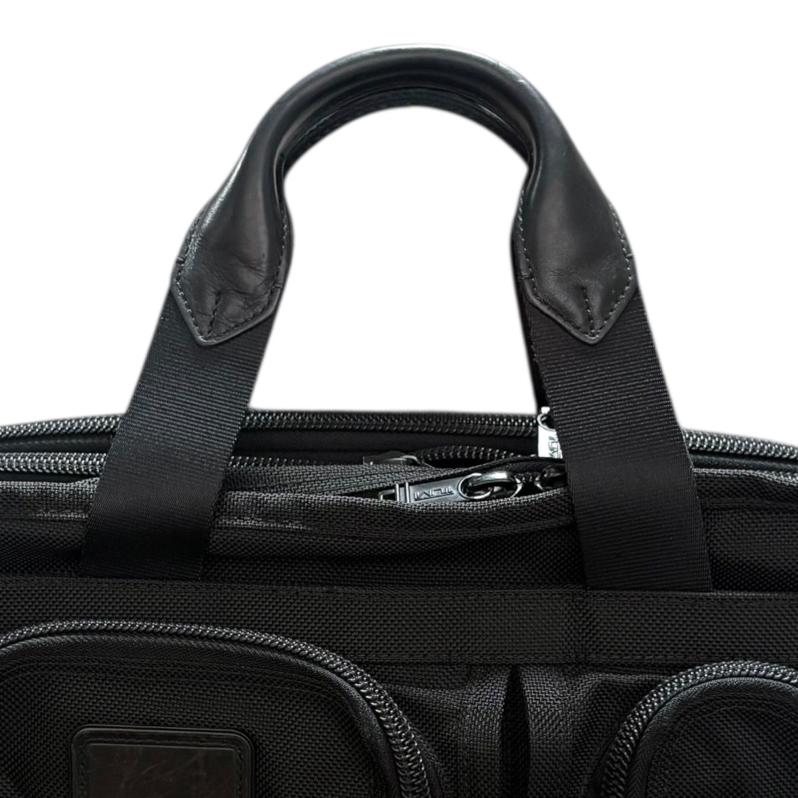 ​【美品】TUMI 26145DH Alpha エクスパンダブル ビジネスバッグ TUMI（トゥミ） ビジネスバッグ 26145DH Alpha FXT T-Pass Expandable