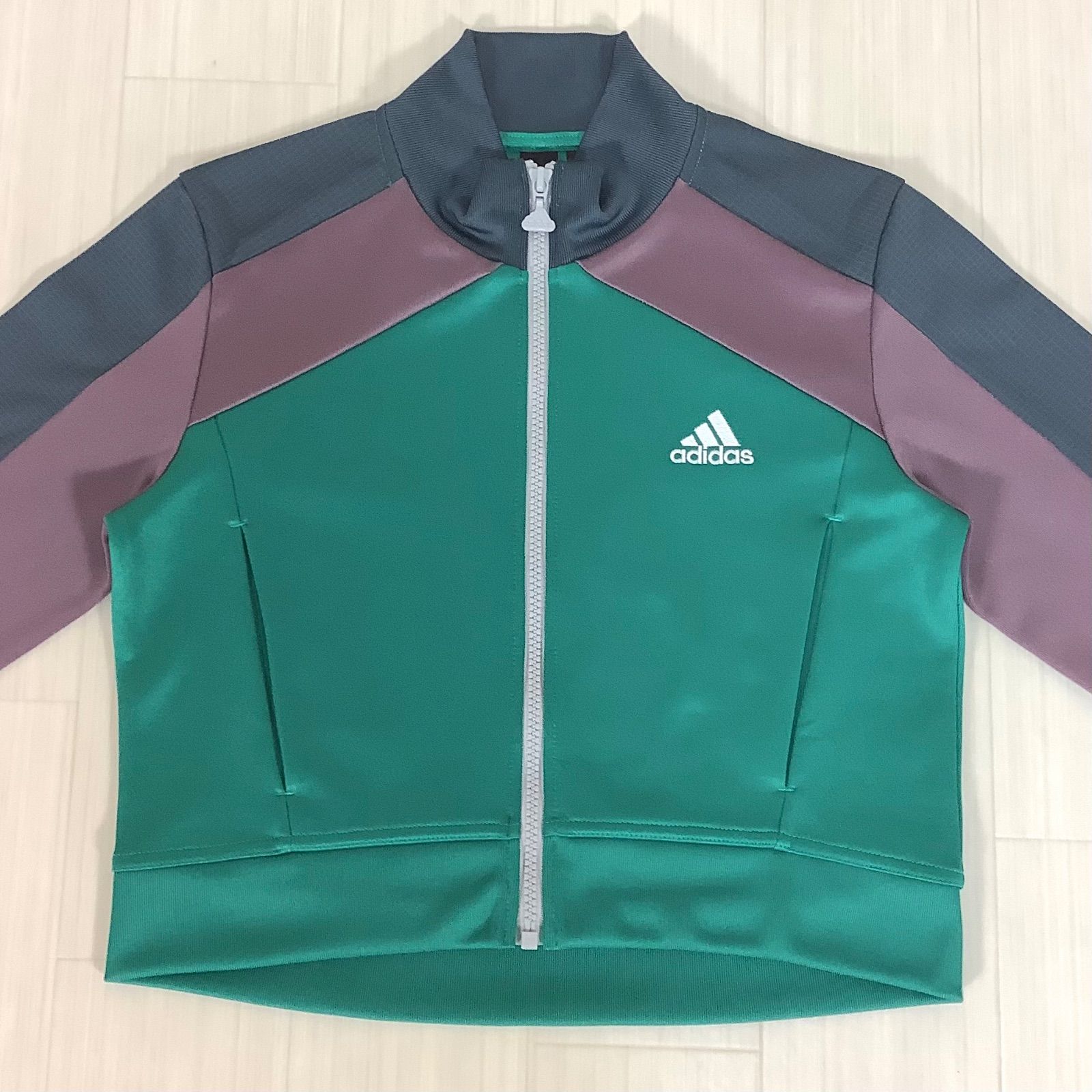 美品】【未使用級】adidas アディダス ショート丈 トラックジャケット