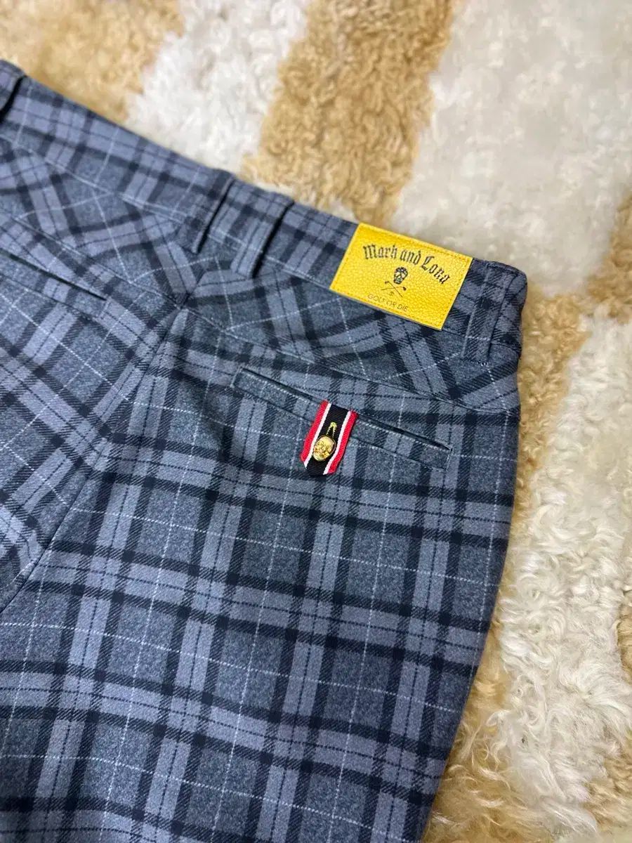 36)MARK & LONA マークアンドロナ 2024 ゴルフ 起毛 パンツ ☆暖か裏
