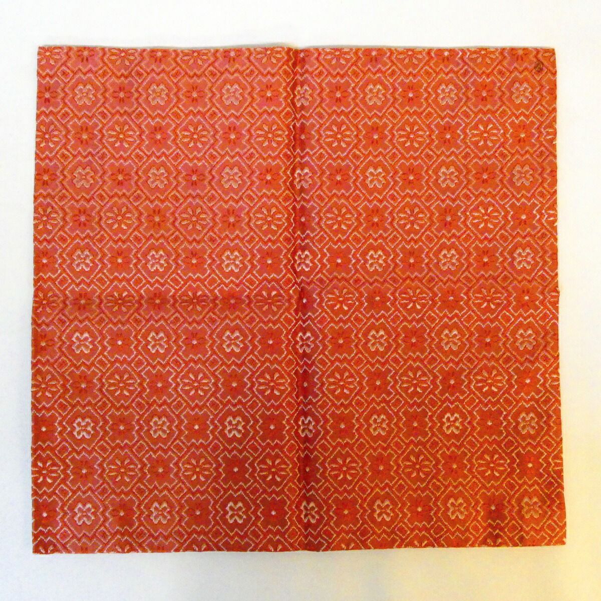 出帛紗】袋師 土田友湖作 隅入菱菊花文緞子 正絹 高級茶道具 - メルカリ