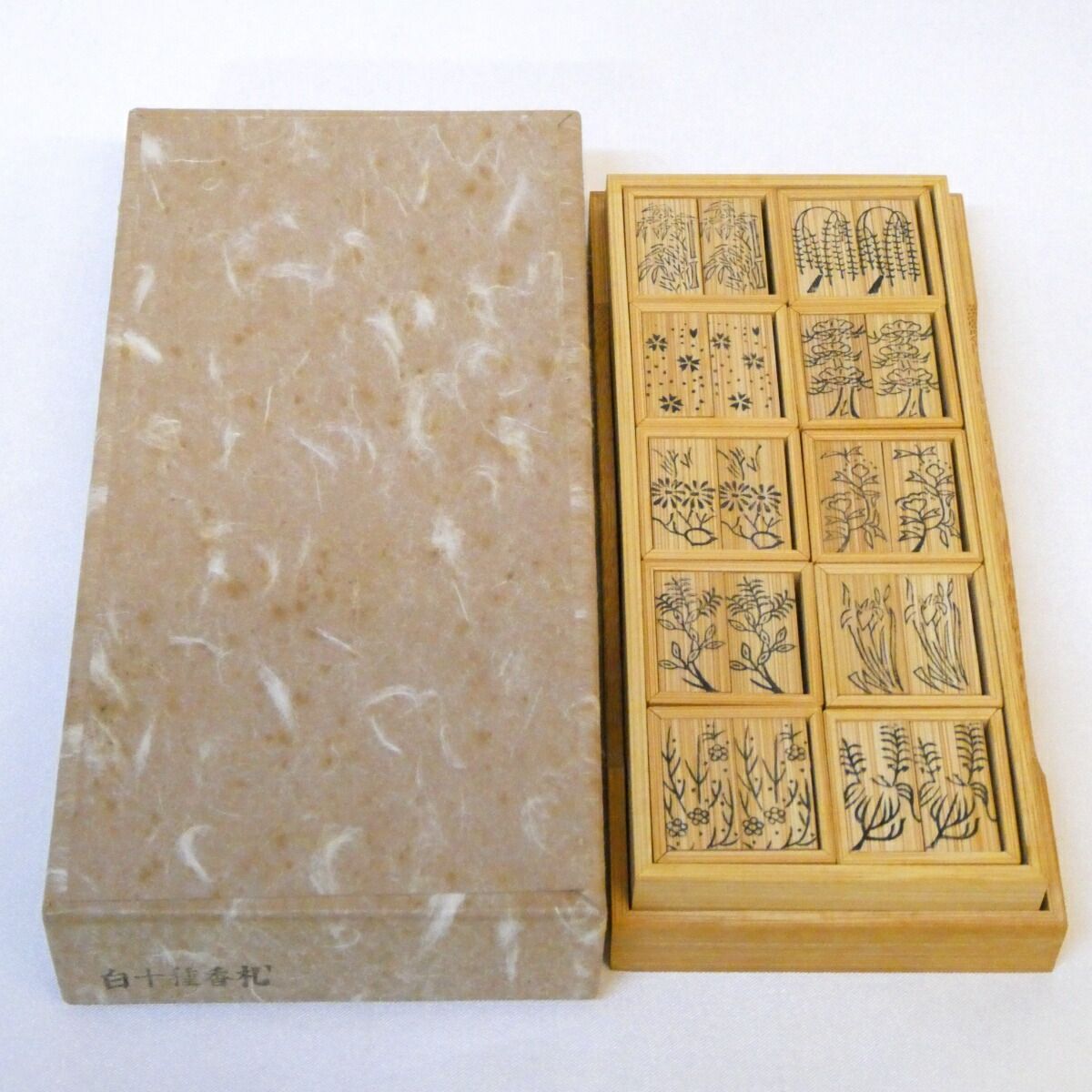 十種香札　白竹　美品 茶道具 七事式（しちじしき）用品 十種香札 白竹 上 竹憲 ○写真は