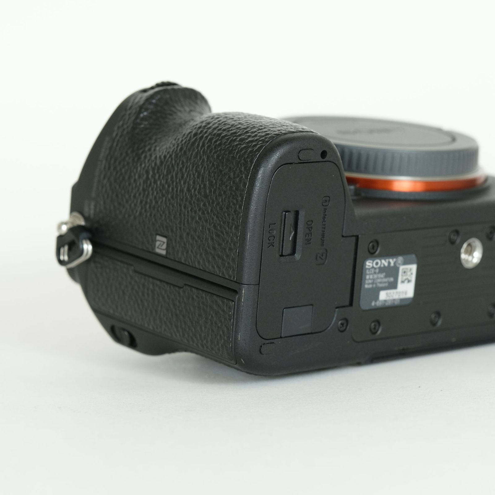 美品 | シャッター数1,415回｜カメラゲージ付] SONY α9（ILCE-9