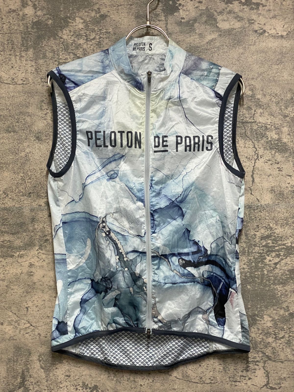JO993 プロトンドパリ  PELOTON DE PARIS ジレ サイクルベスト 水 総柄 S