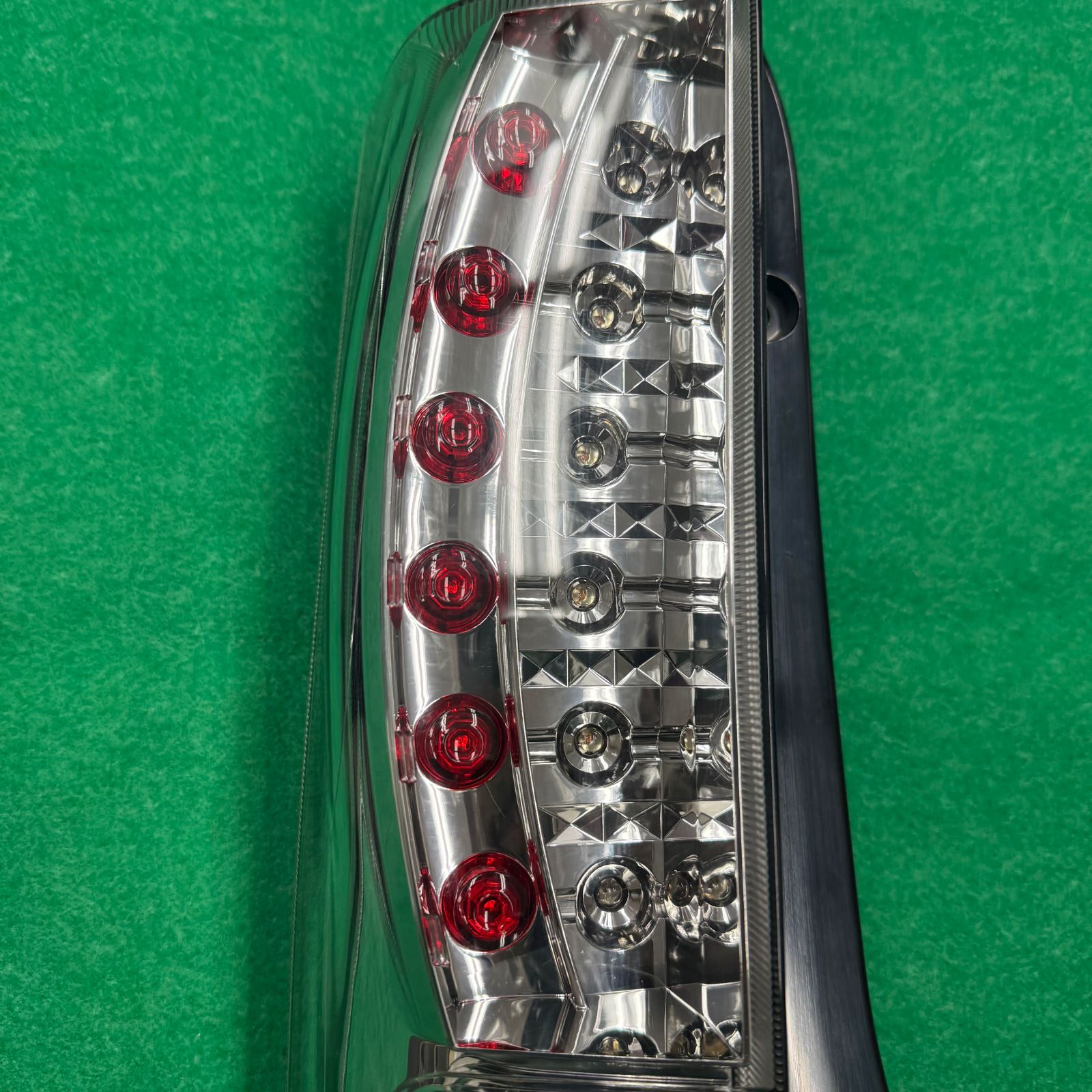 三菱 MITSUBISHI eKワゴン H82W 純正 左 テールランプ RCL-010