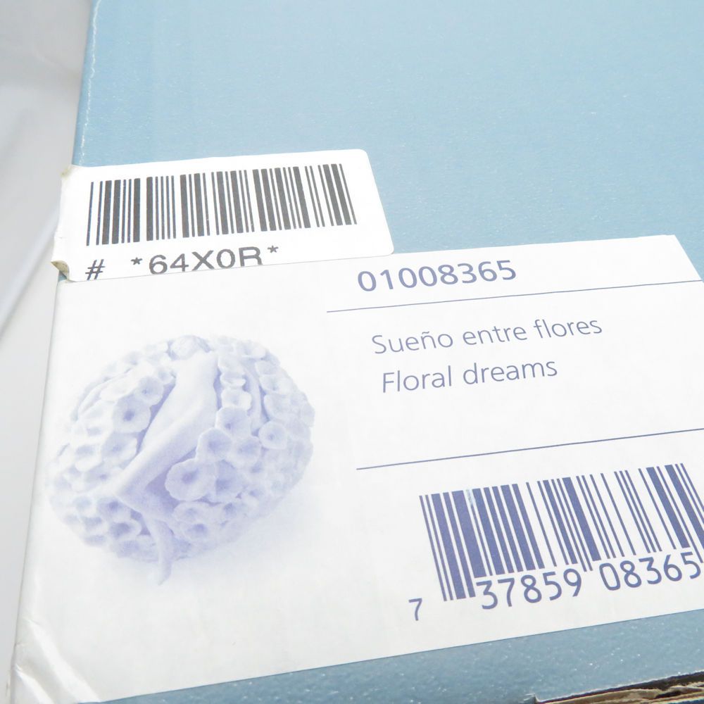 LLADRO リヤドロ 8365 花香る夢 フィギュリン 置物 陶器人形 女性