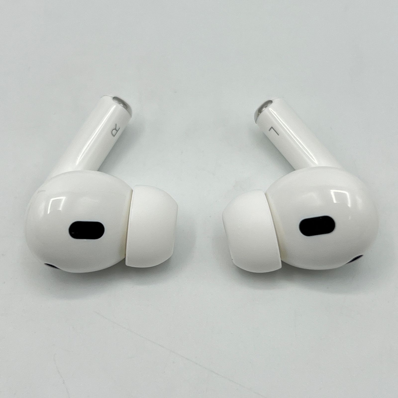 ［美品］Apple AirPods Pro 本体 Amazon.co.jp: 【整備済み品】 Apple AirPods Pro（第2世代