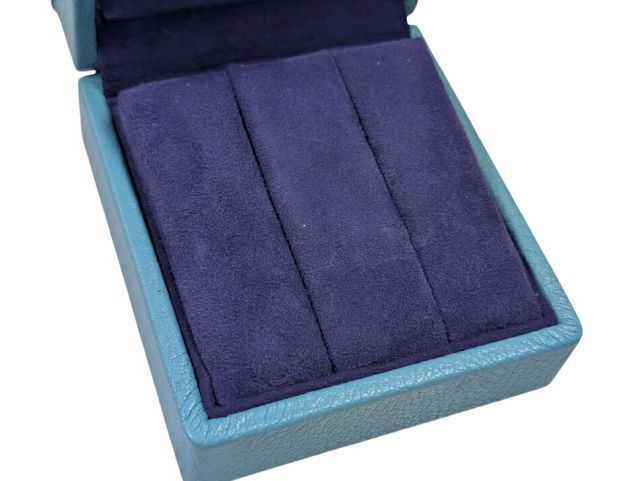 マリーエレーヌ ドゥ タイヤック MHT 箱 ケース 空き箱 リングケース