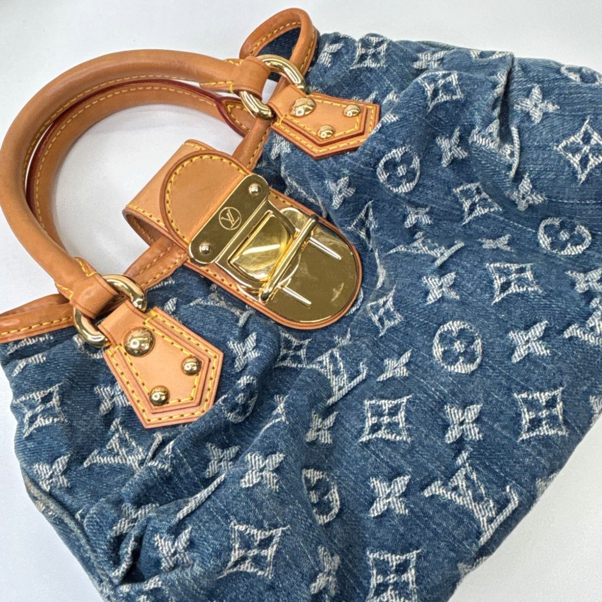 LOUIS VUITTON ルイヴィトン プリーティ ハンドバッグ M95020