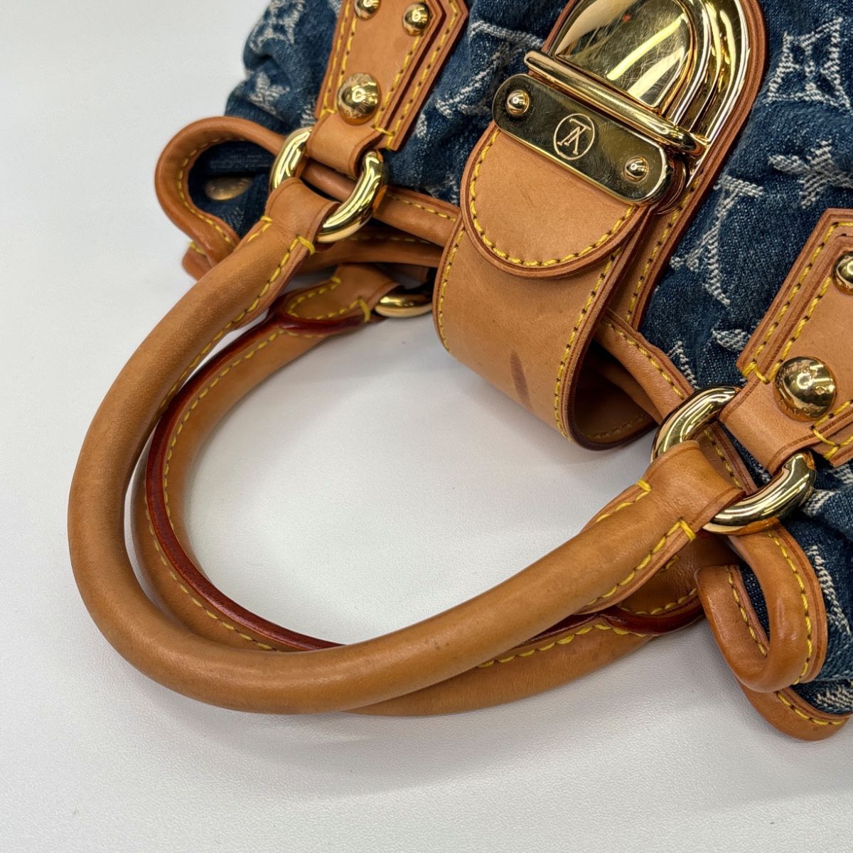 LOUIS VUITTON ルイヴィトン プリーティ ハンドバッグ M95020