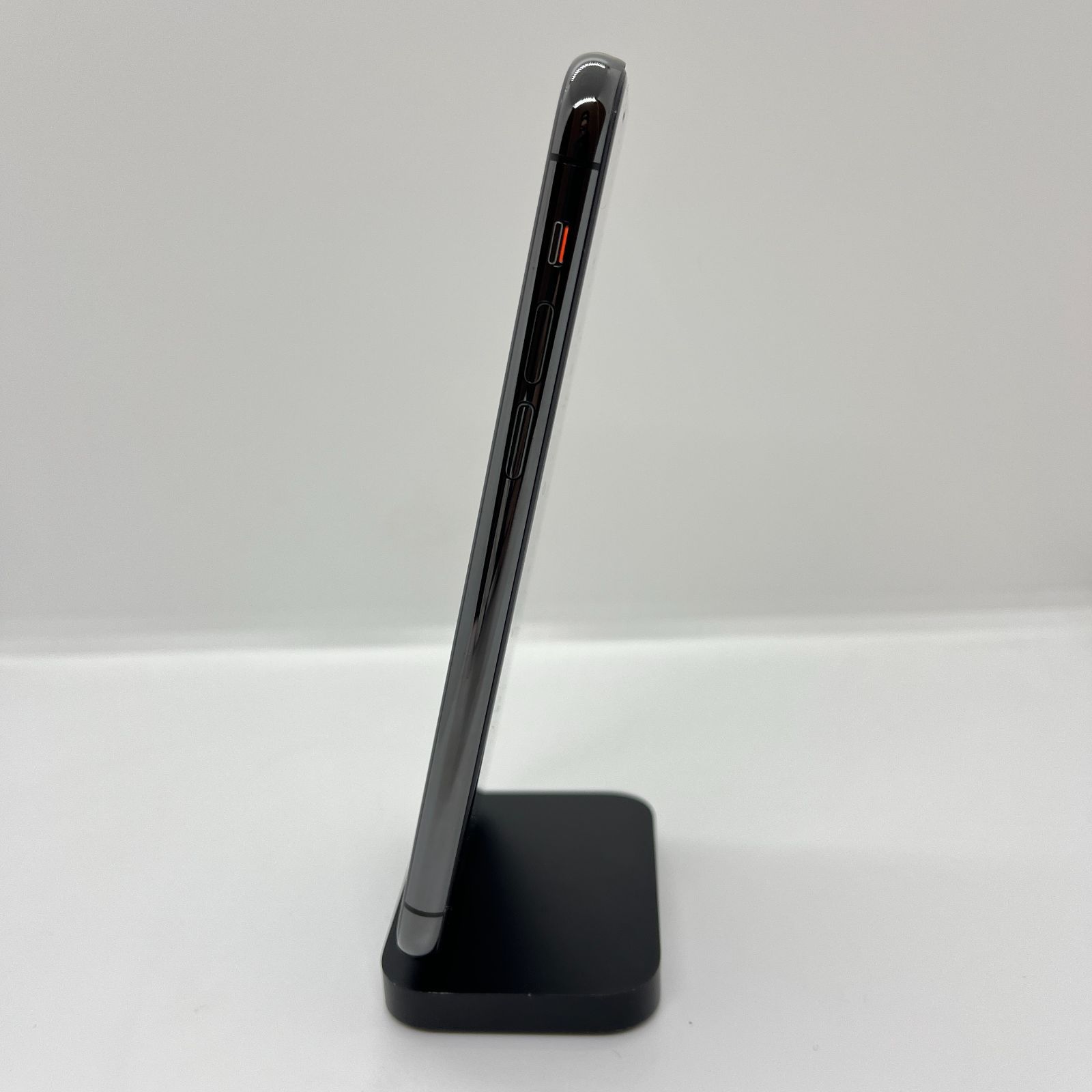 バッテリー最大容量100％】iPhone11Pro 64GB スペースグレイ【SIM