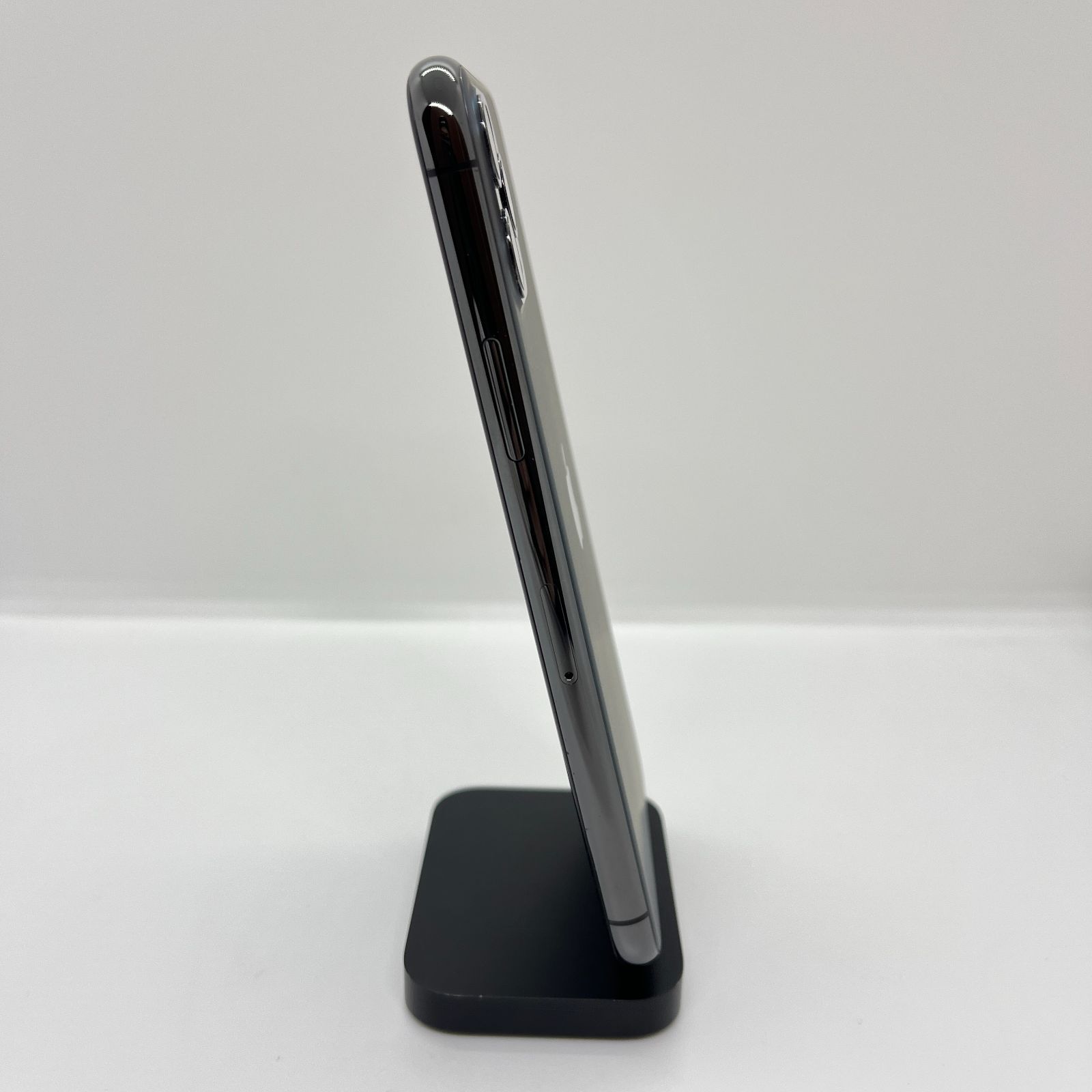 バッテリー最大容量100％】iPhone11Pro 64GB スペースグレイ【SIM