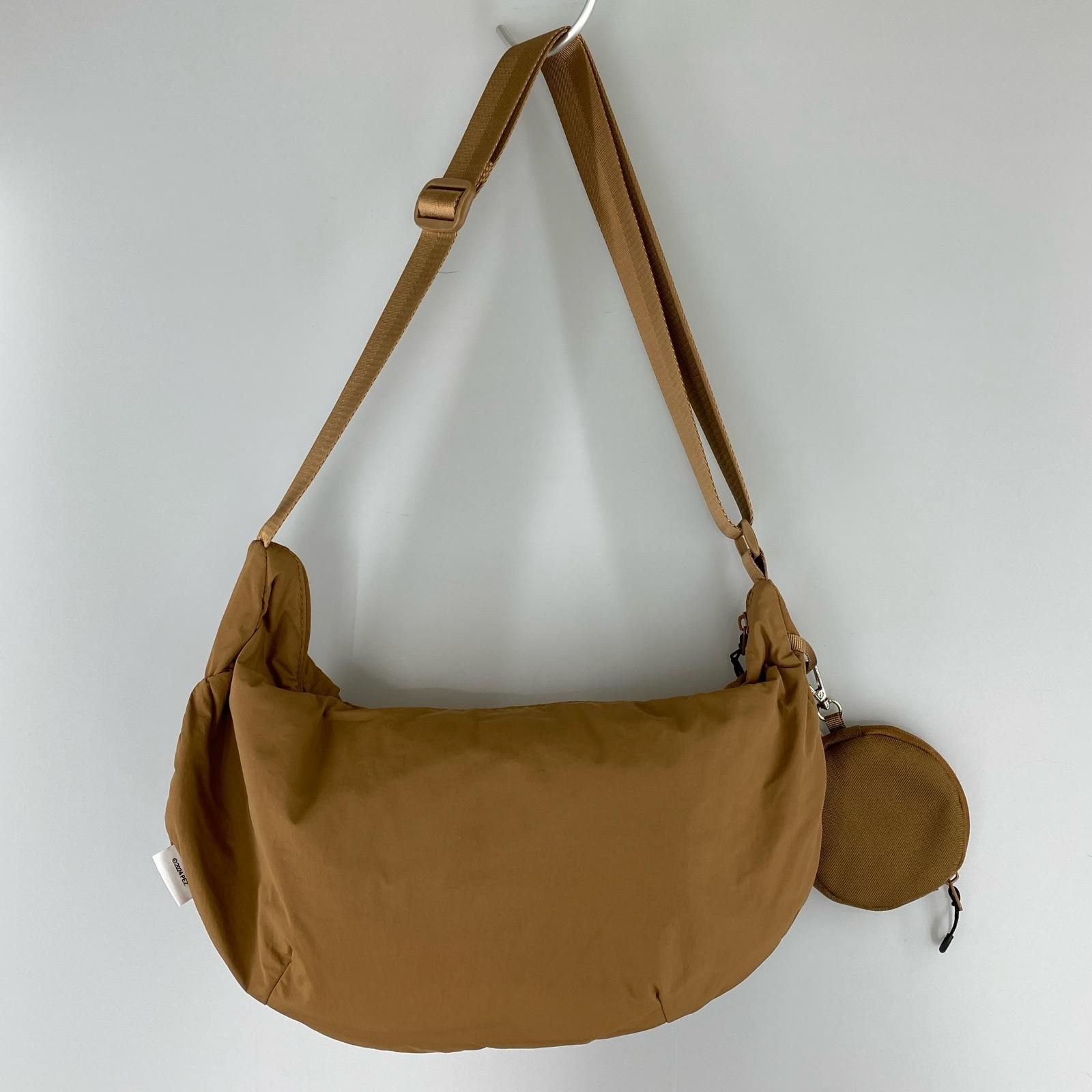 ear PAPILLONNER イア パピヨネ コインケース付きボディバッグ