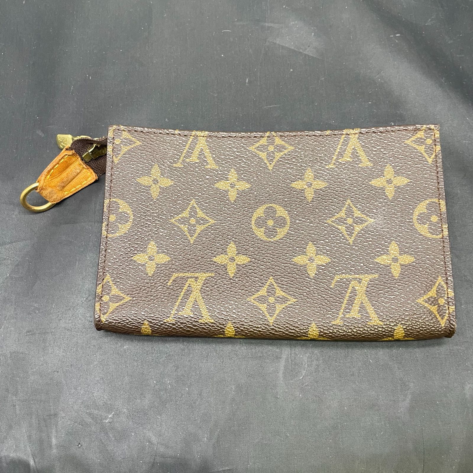 未使用に近いバリ速の2022年製✨12世代i5に超高速SSD＆大