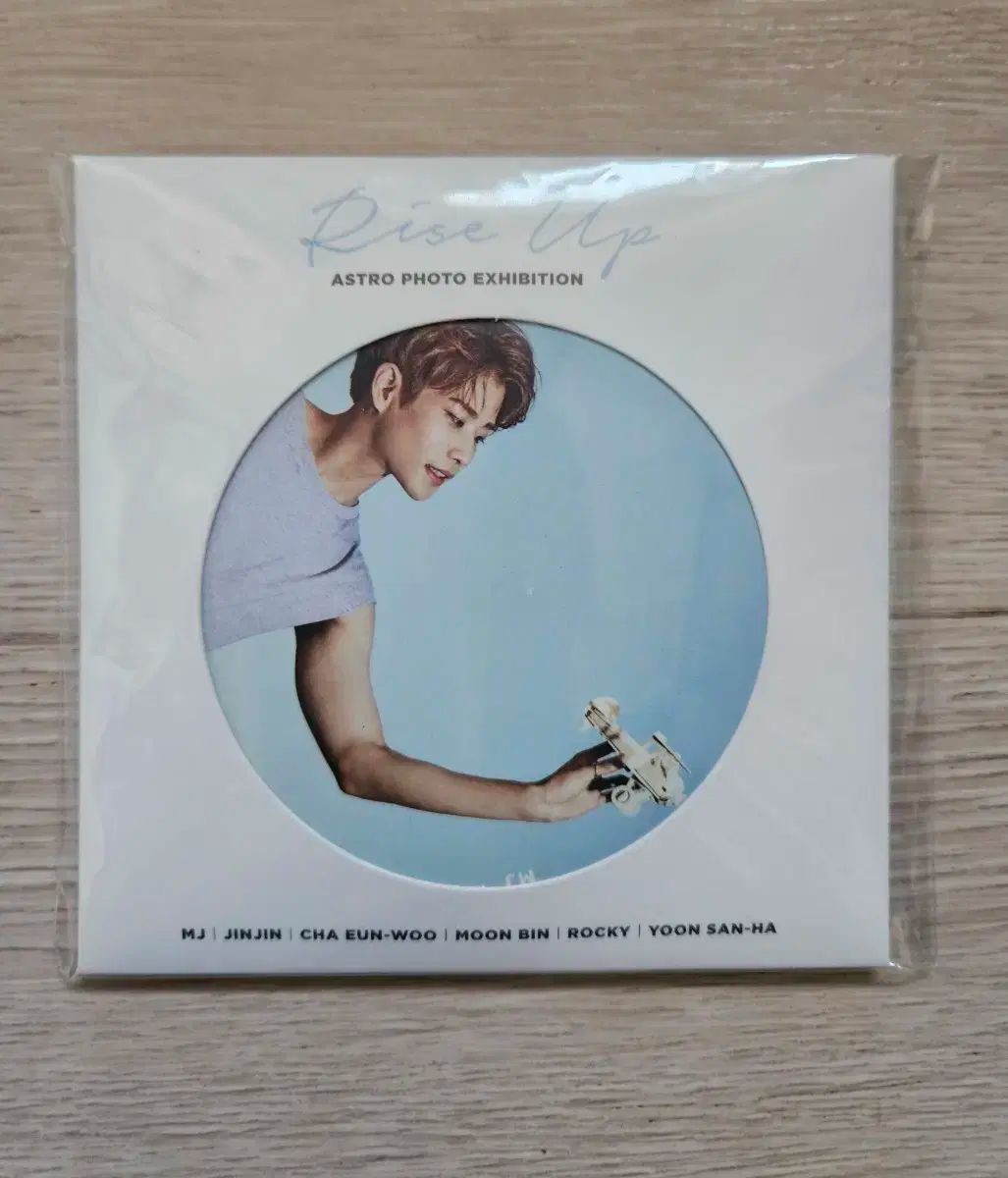 ASTRO MJ 手鏡 rise up 展示会 - メルカリ