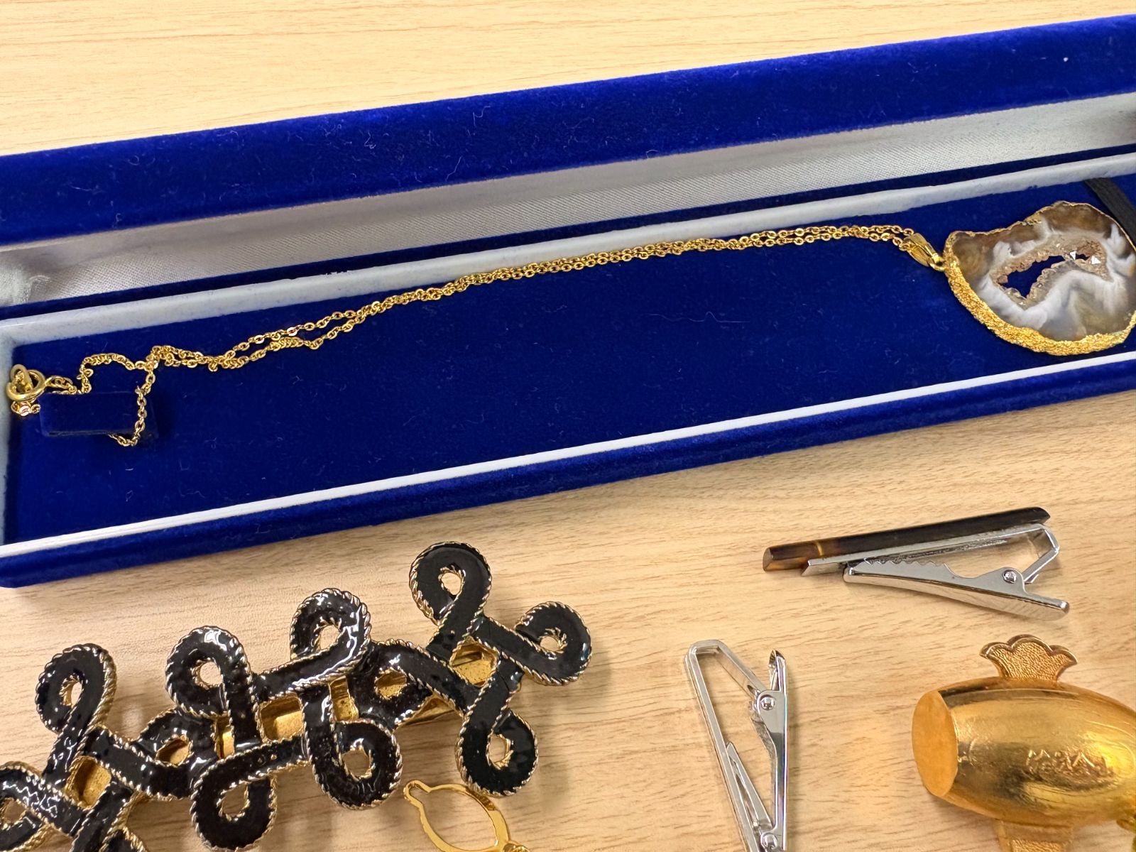 遺品整理・まとめ売り】アクセサリー ジュエリー ネックレス - メルカリ