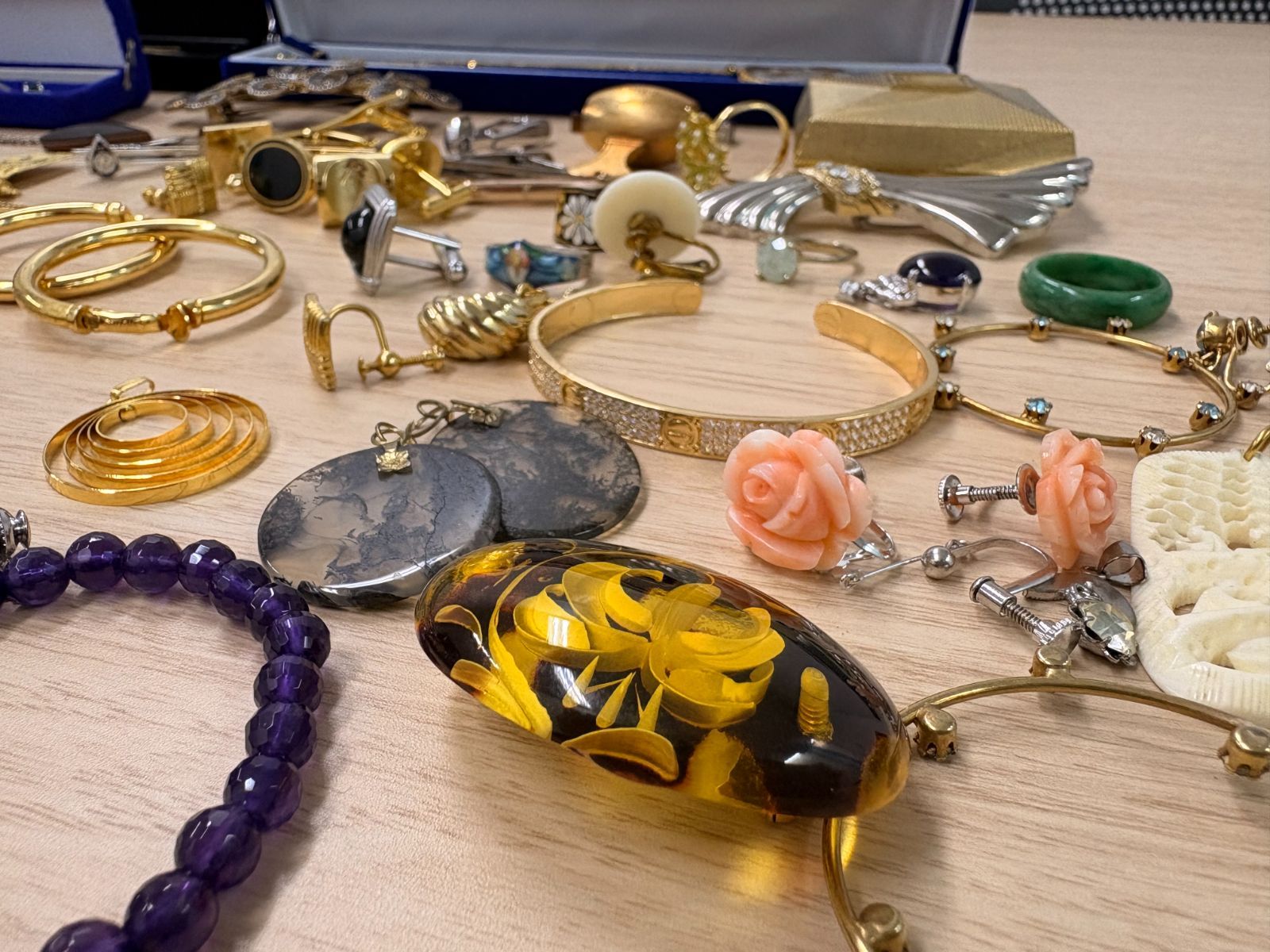 遺品整理・まとめ売り】アクセサリー ジュエリー ネックレス - メルカリ