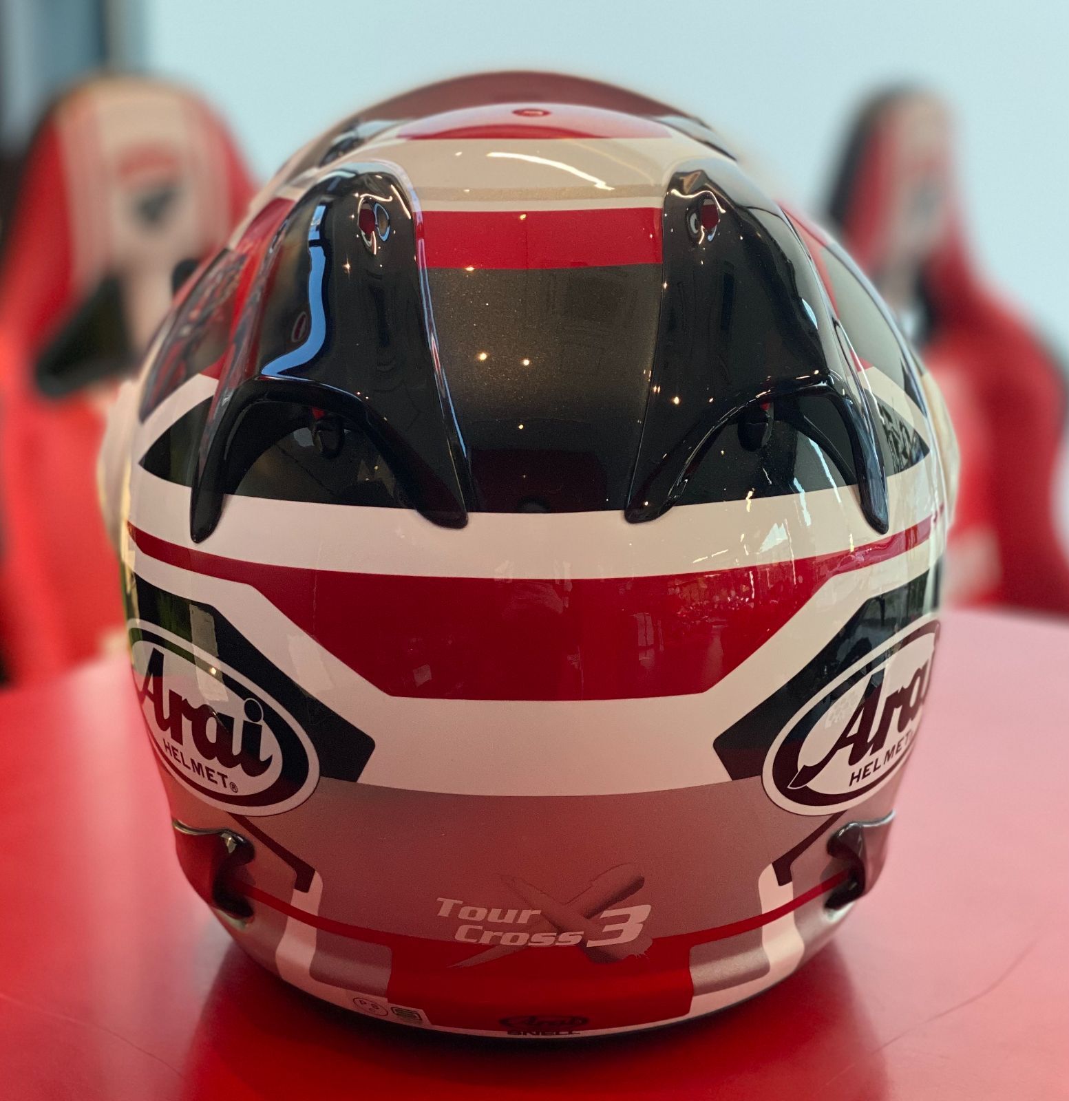 Arai ヘルメット フルフェイス 57.58CM 新品未使用 定価￥68,420