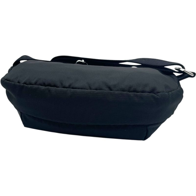 ジバンシィ GIVENCHY ウエストポーチ ブラック ナイロン メンズ