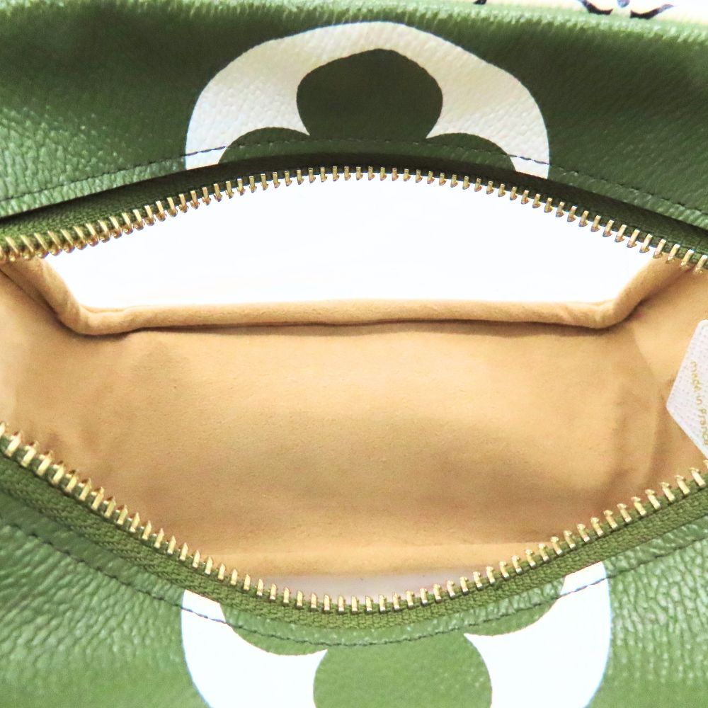 ルイ ヴィトン モノグラム ジャイアント ビーチ ポーチ ワンショルダーバッグ M67610 カーキ ホワイト ベージュ LOUIS VUITTON 【中古】 中古】LOUIS VUITTON ルイヴィトン M67610 モノグラム・ジャイアント