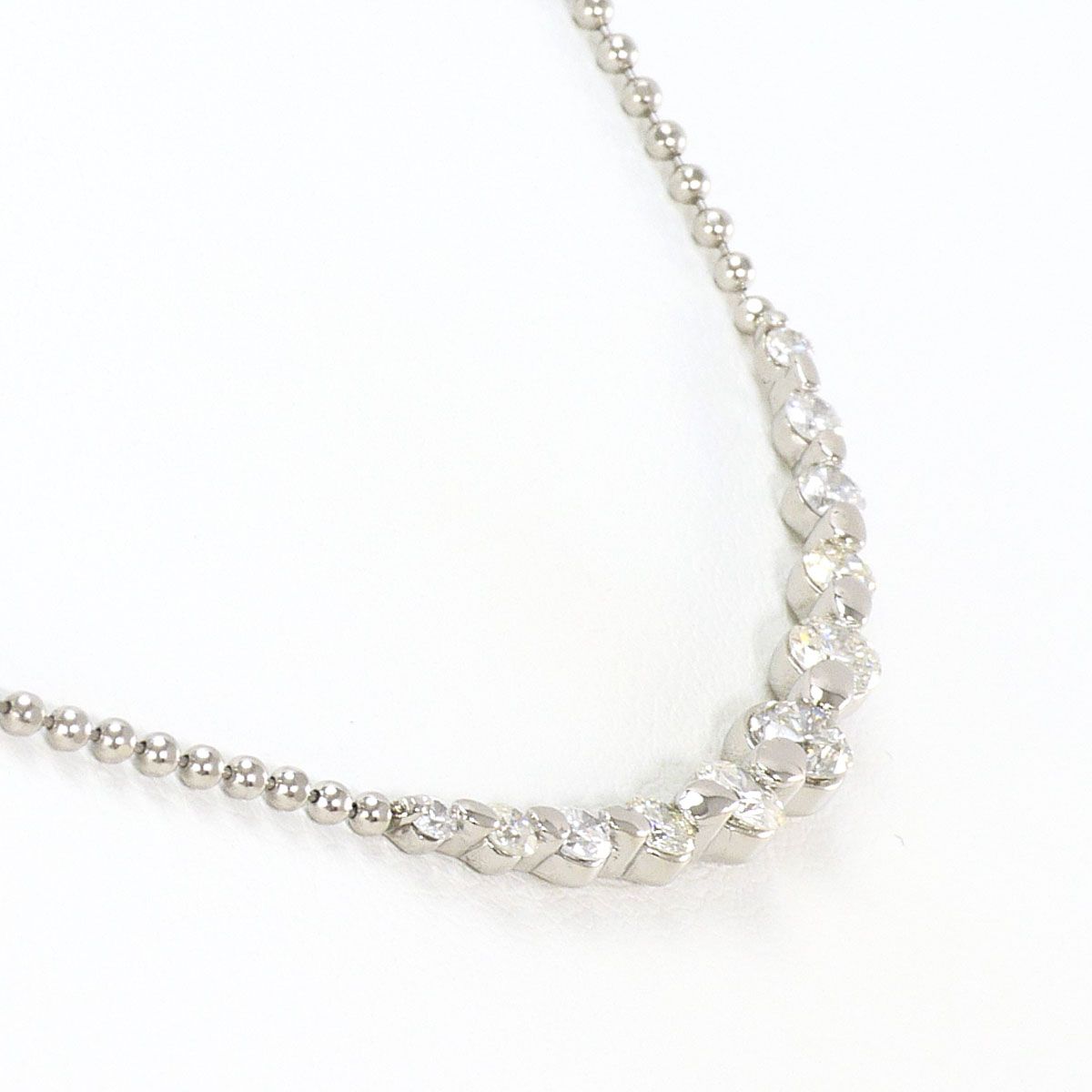 ネックレスPT850、k18WG、タイヤ1.0ct、鑑別書付、重6.47g ネックレスPT850、k18WG、タイヤ1.0ct、鑑別書付、重6.47g