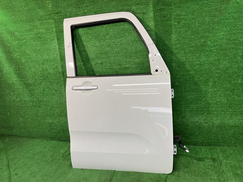 パーツ タント 5BA-LA650S 右FドアASSY W25 67001-B2320