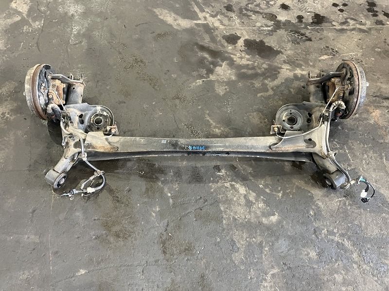 N-BOXスラッシュ JF2 リアアクスルビーム G Aパッケージ 4WD 42100-TDF 