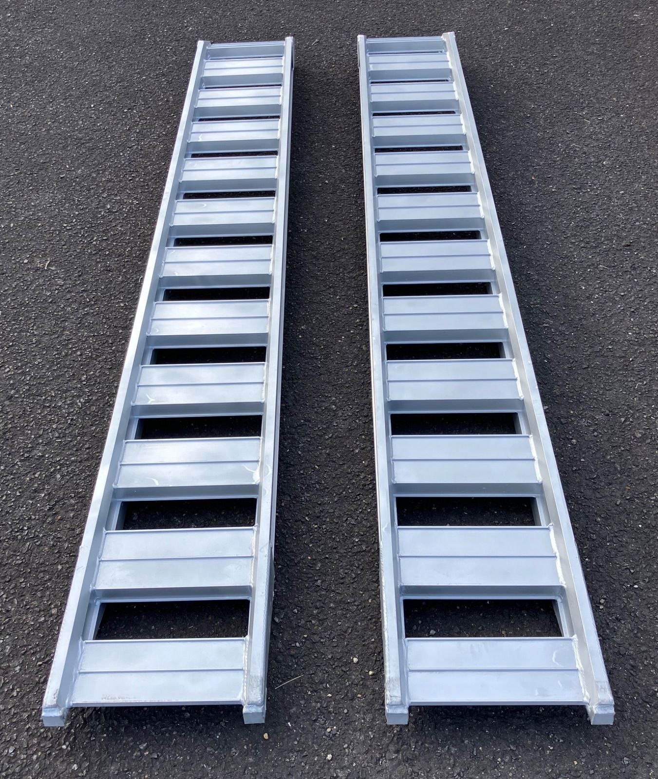 鹿児島県 熊本県の方 長期保管品 昭和アルミブリッジ SB 270-30-2.0