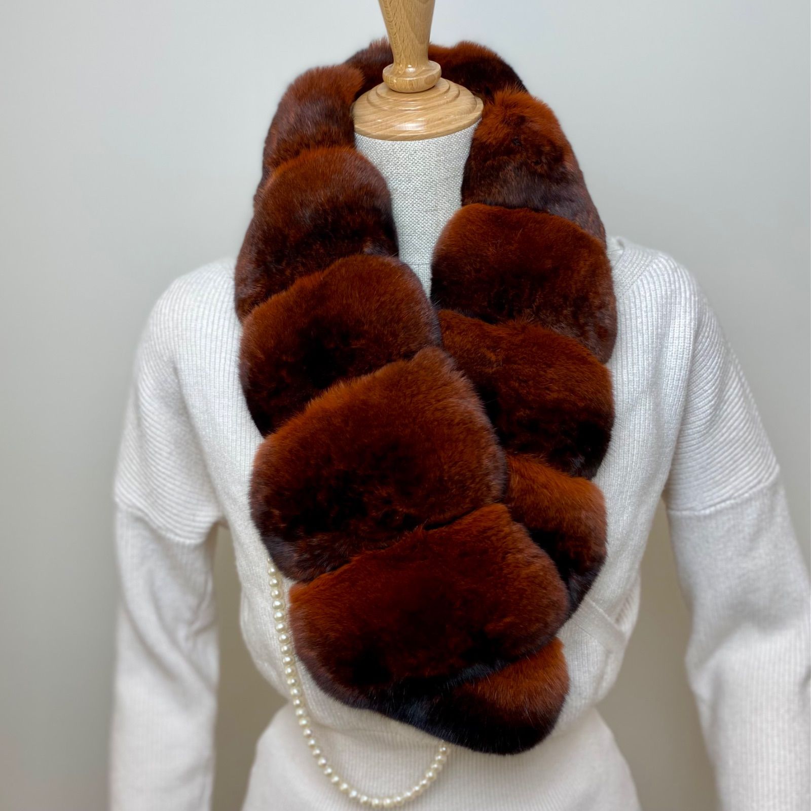 美品　ルネ(RENE) チンチラ　マフラー 美品 ルネ(RENE) チンチラ マフラー 美品 ルネ(RENE) チンチラ