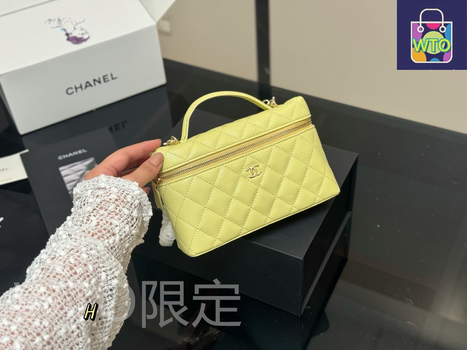 今日特価】Chanel シャネル ランチボックスホボ ラウンジバッグ 軽量で