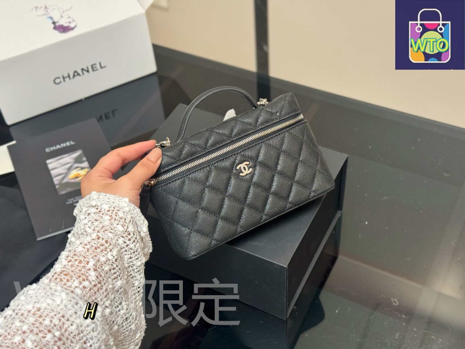 今日特価】Chanel シャネル ランチボックスホボ ラウンジバッグ 軽量で