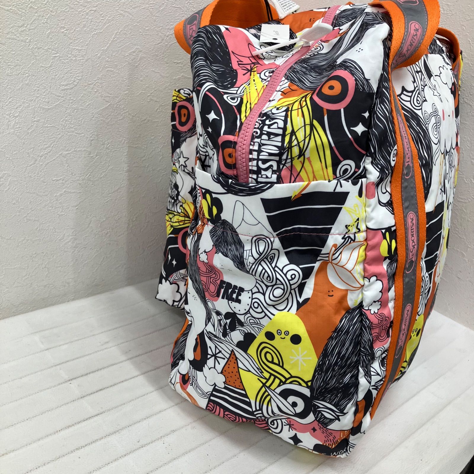 6305 LeSportsac レスポートサック アーティストインレジデンス Artist