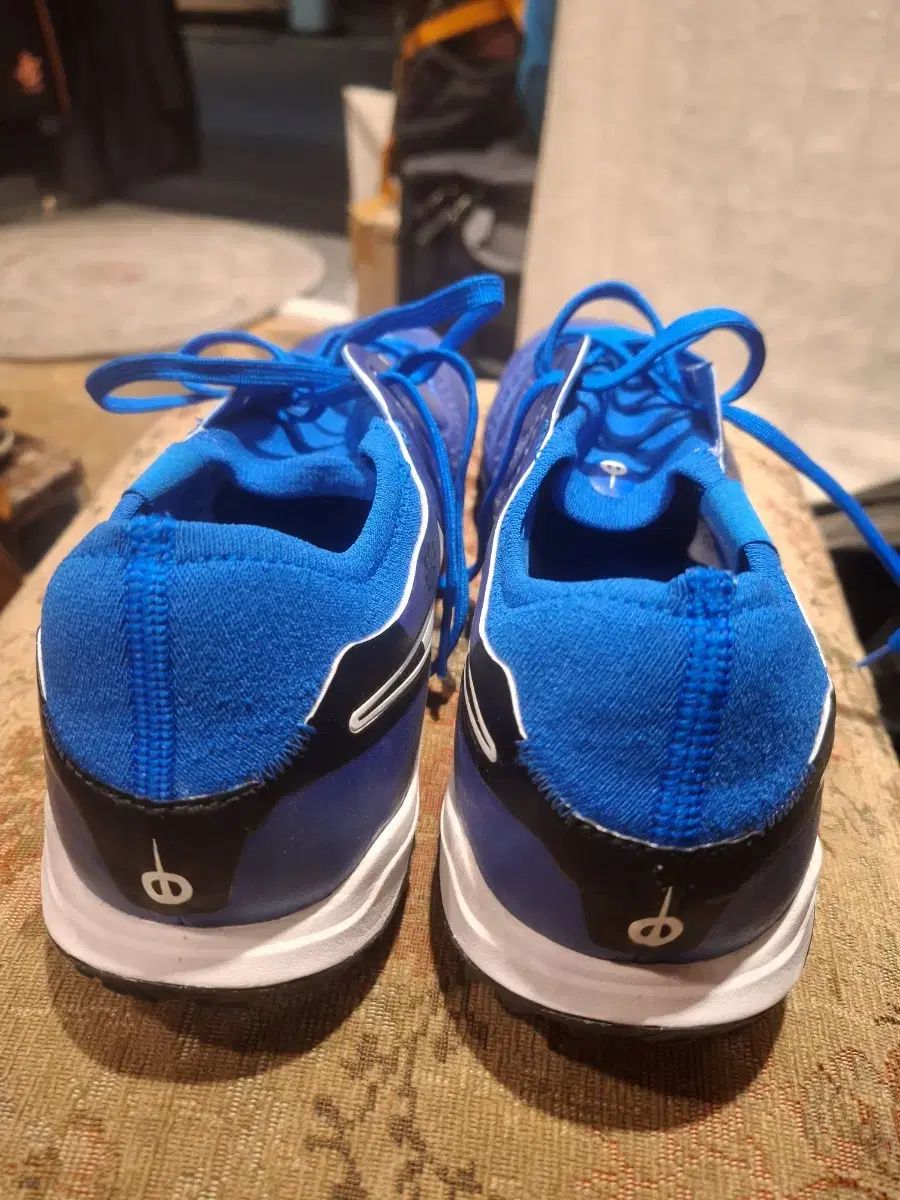 NIKE TIEMPO 青 公式 サッカーシューズ フットサルシューズ 250mm