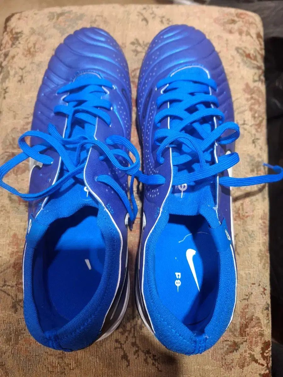 NIKE TIEMPO 青 公式 サッカーシューズ フットサルシューズ 250mm