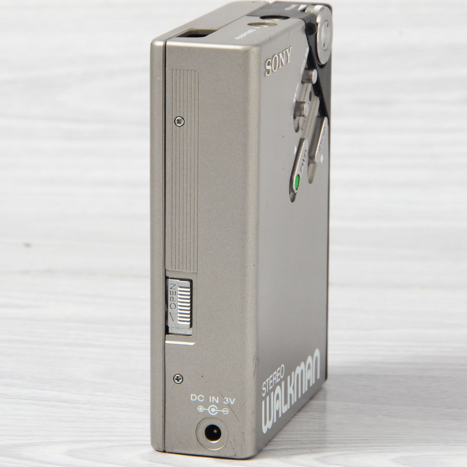 SONY WALKMAN WM-2 カセットウォークマン シルバー 整備済 TY391