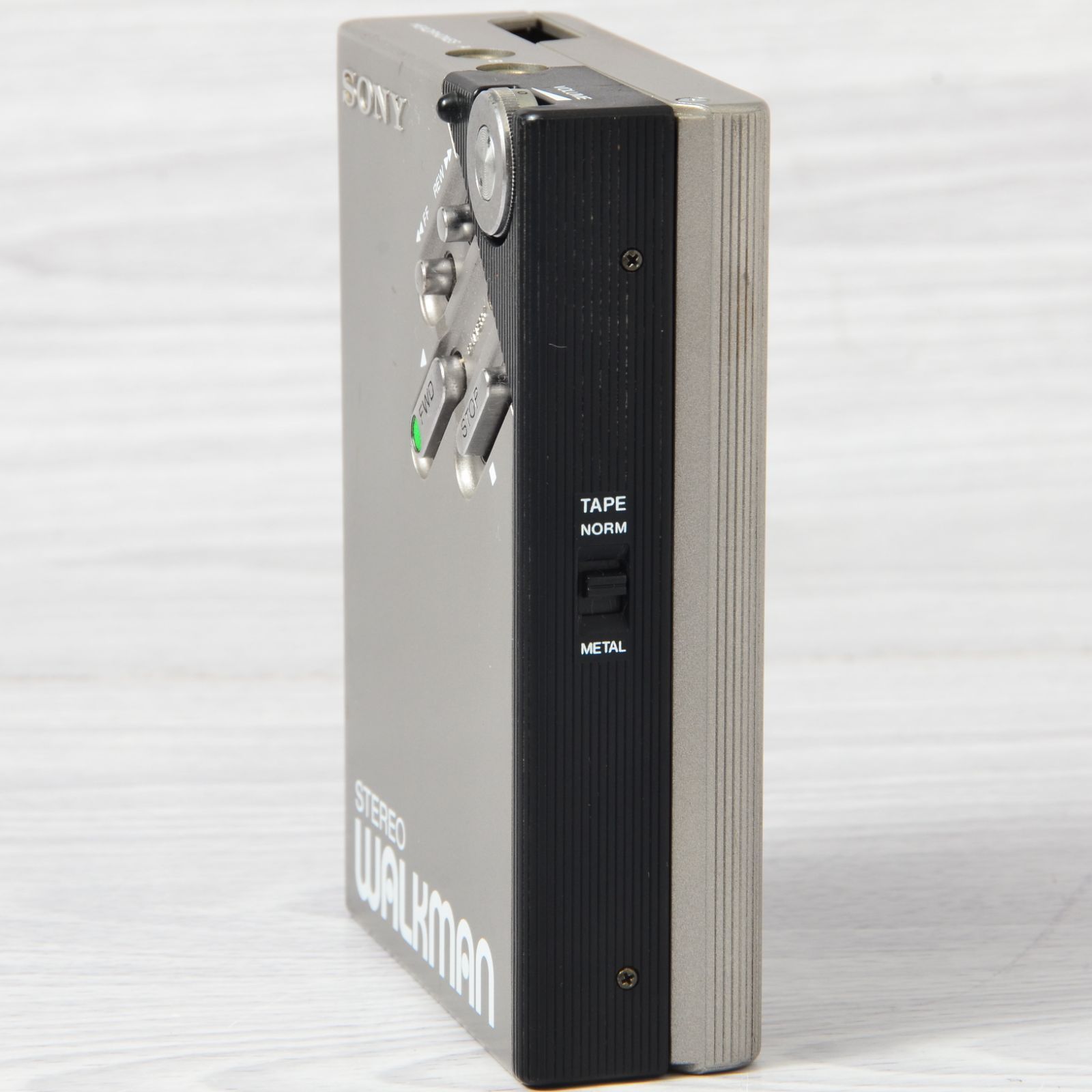 SONY WALKMAN WM-2 カセットウォークマン シルバー 整備済 TY391