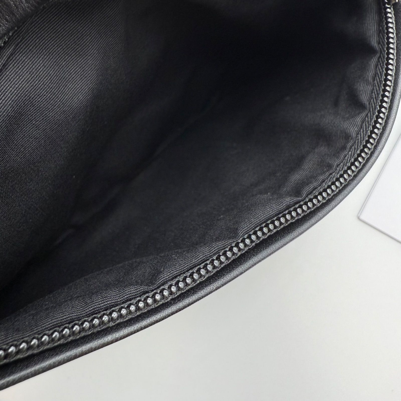 ポールスミス ゴールドジップ 型押しオールレザー ボディバッグ 楽天市場】Paul Smith ポールスミスフロントWジップマルチカラー