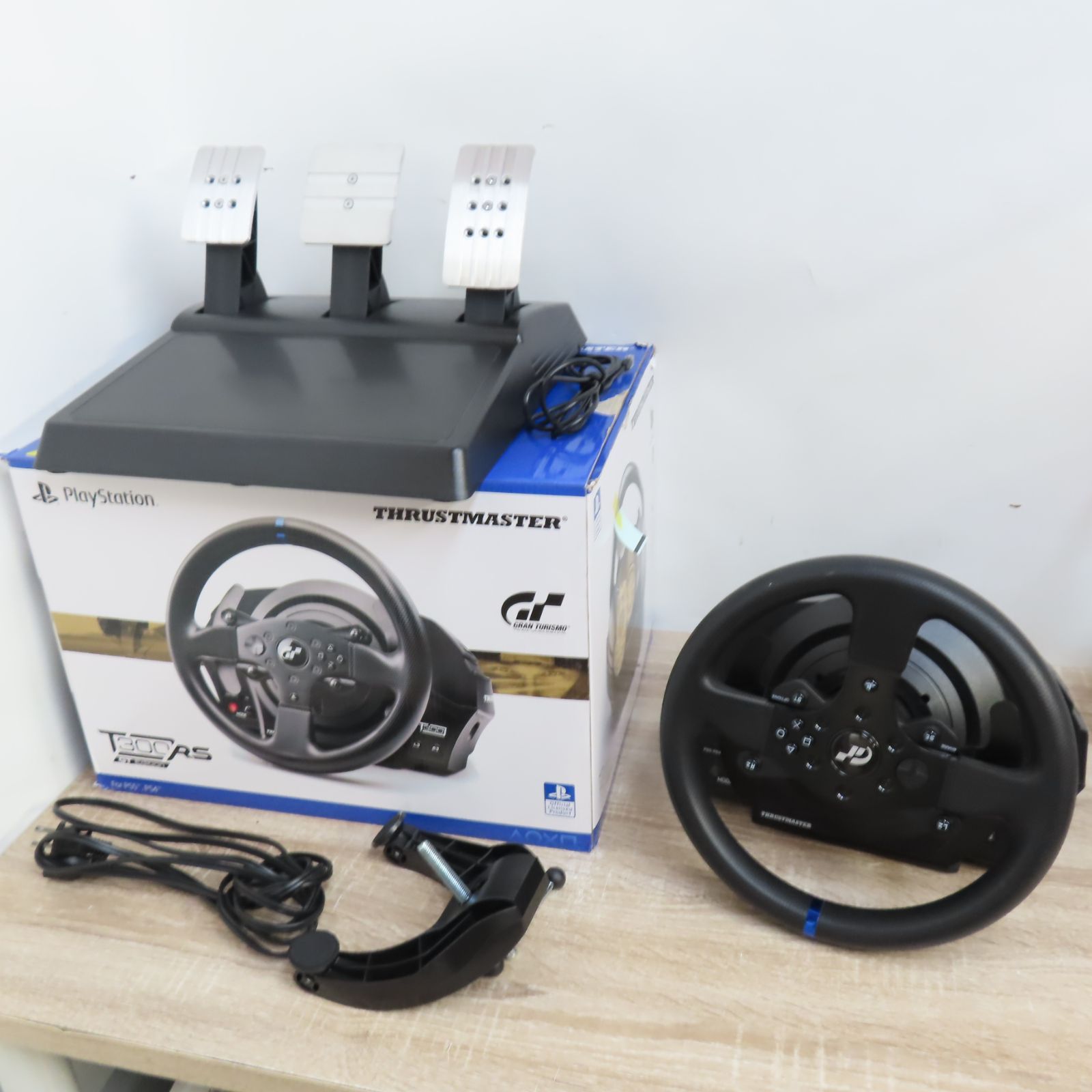 美品 Thrustmaster T300RS GT Edition スラストマスター 